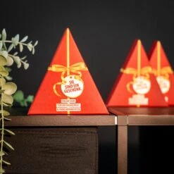 Sie Sind Ein Geschenk – Lindt Pyramide -Snack Verkäufe 2024 Sie sind ein Geschenk Pyramide 13 72034