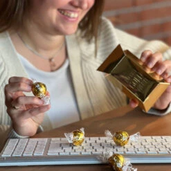 Du Bist Gold Wert Goldbarren XL - Lindor -Snack Verkäufe 2024 WP12954 Du bist Gold wert Goldbarren XL Lindor 81154