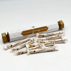 Geschenkverpackung "Ein Besonderer Genuss" - Amicelli -Snack Verkäufe 2024 freisteller shooting besonderer genuss bonbon 1200x1200 93216