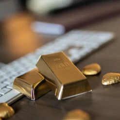 Du Bist Gold Wert – Lindt Goldbarren 13 Du Bist Gold Wert – Lindt Goldbarren -Snack Verkäufe 2024 osterprodukte 1200x1200 56cs7qhLkK0xI58